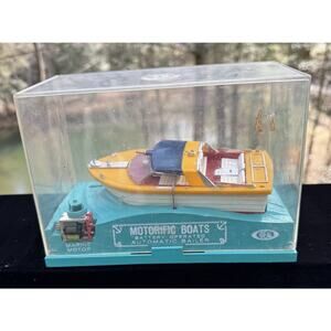 Rare Vintage Ideal Motorific Boat Whirl-A-Way Runabout In Original Case!